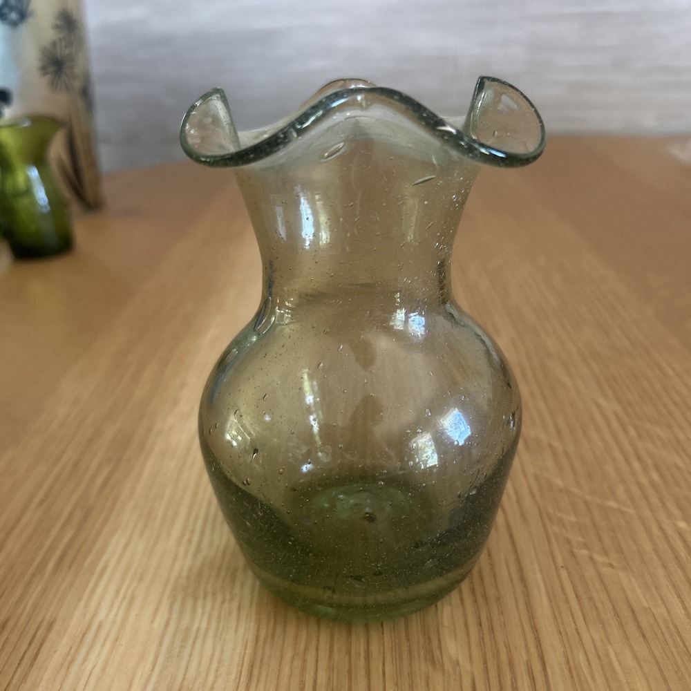Vintage Hand Blown Green‎ Glass Vase Ruffled Rimmed